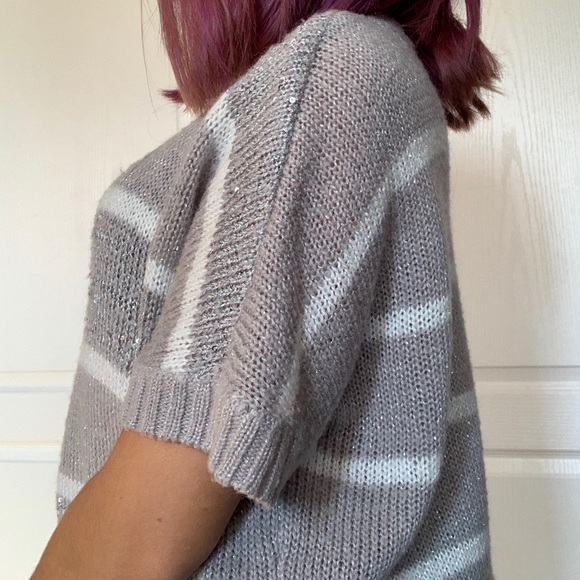 Est. 1989 Place grey w/ white knit shirt!! - Picture 7 of 9